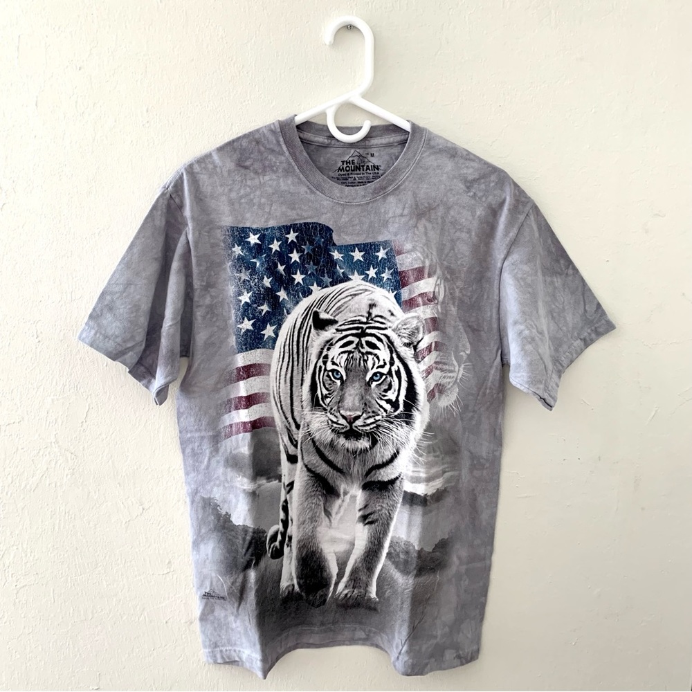 🆕 White tiger vintage wash tee